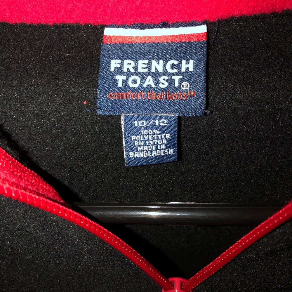 Gap Black/Red Sweater